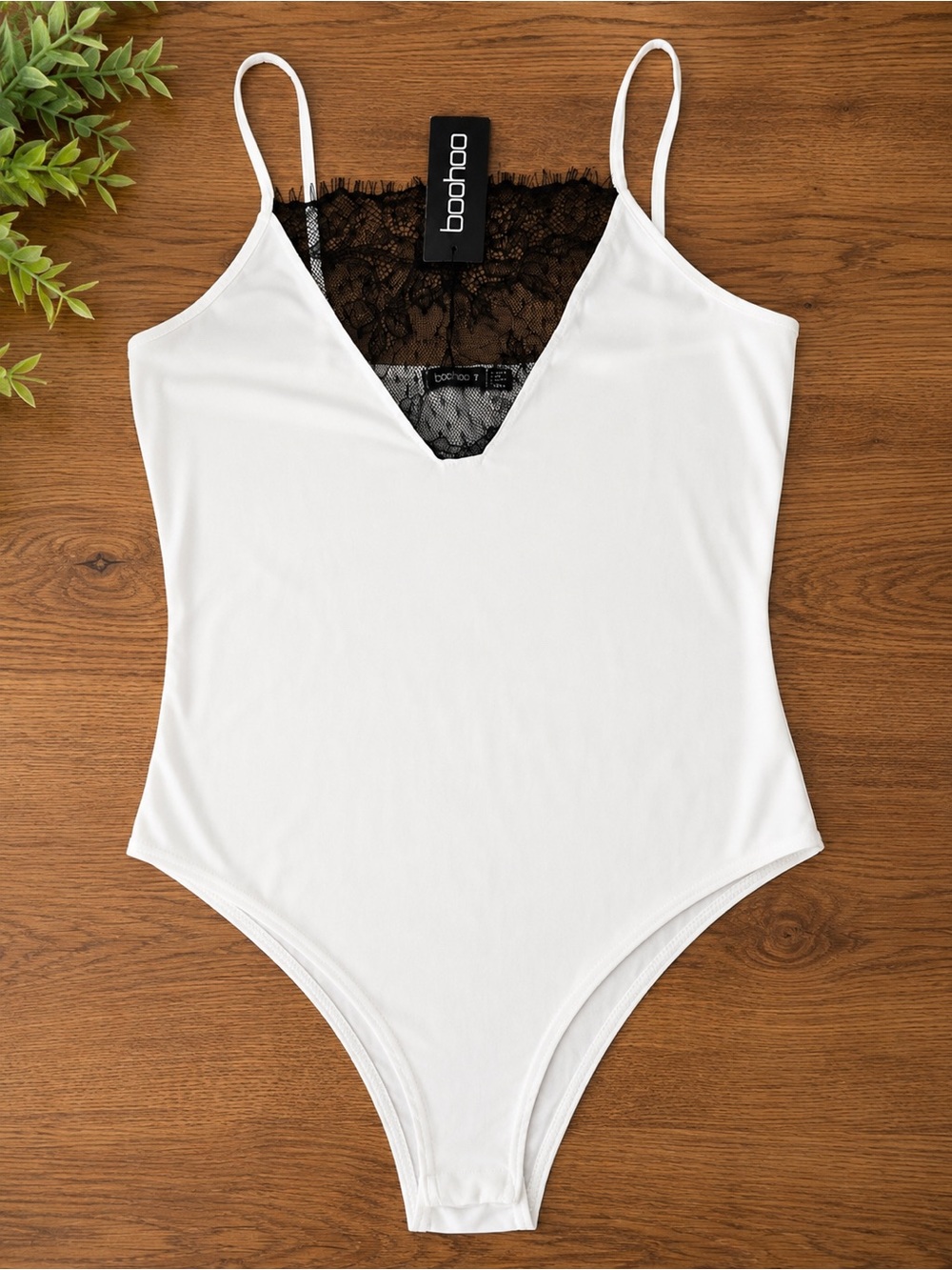 Boohoo White Bodysuit Black Lace Trim Spaghetti Strap Size 14 NWT